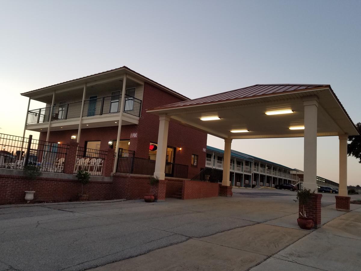 Star Inn Biloxi Exterior photo